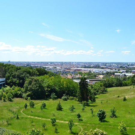 Studio Belle Vue Bordeaux - Parking Prive - Netflix - Tram A Cenon Εξωτερικό φωτογραφία