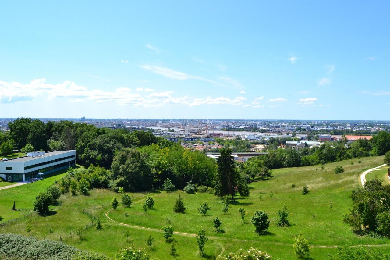 Studio Belle Vue Bordeaux - Parking Prive - Netflix - Tram A Cenon Εξωτερικό φωτογραφία